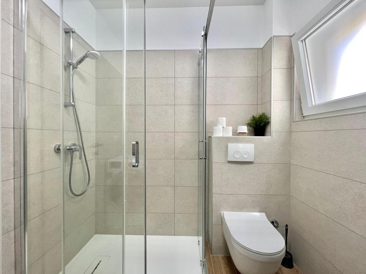 Fantasia Del Mare Apartment And Rooms Dramalj Ngoại thất bức ảnh