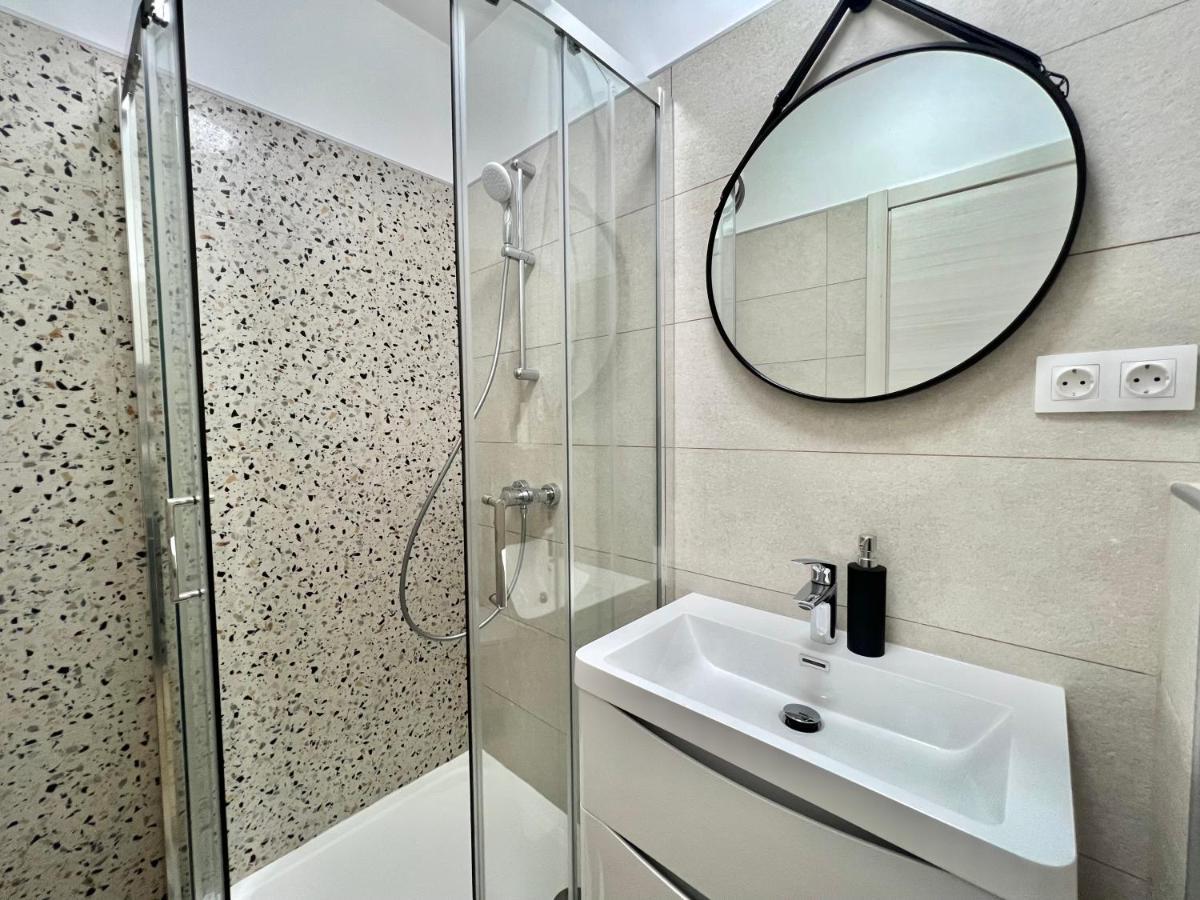 Fantasia Del Mare Apartment And Rooms Dramalj Ngoại thất bức ảnh