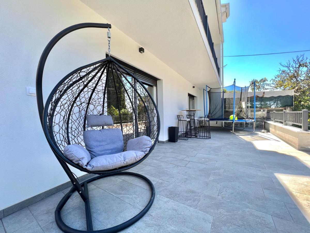 Fantasia Del Mare Apartment And Rooms Dramalj Ngoại thất bức ảnh