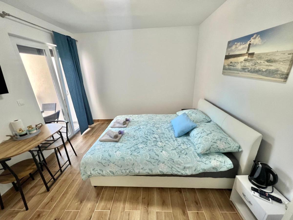 Fantasia Del Mare Apartment And Rooms Dramalj Ngoại thất bức ảnh