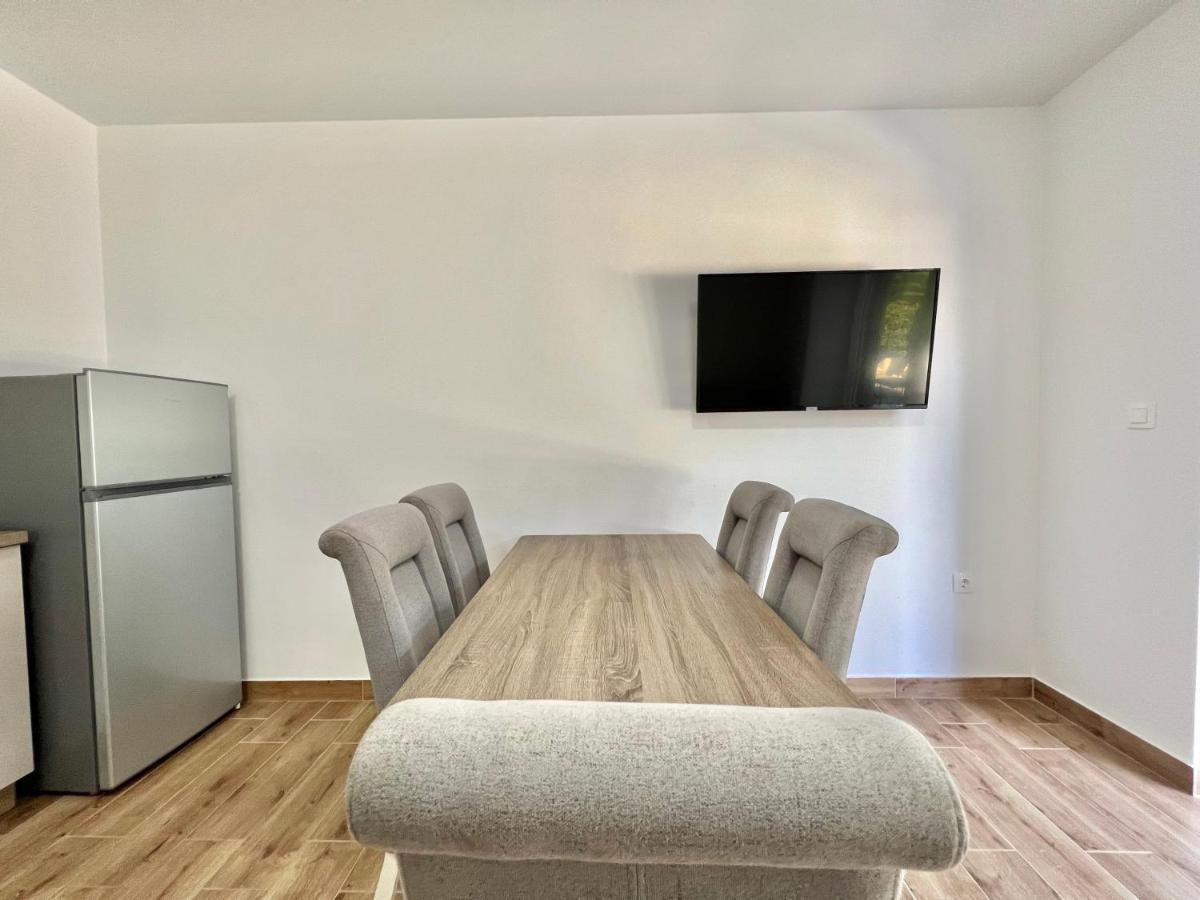 Fantasia Del Mare Apartment And Rooms Dramalj Ngoại thất bức ảnh