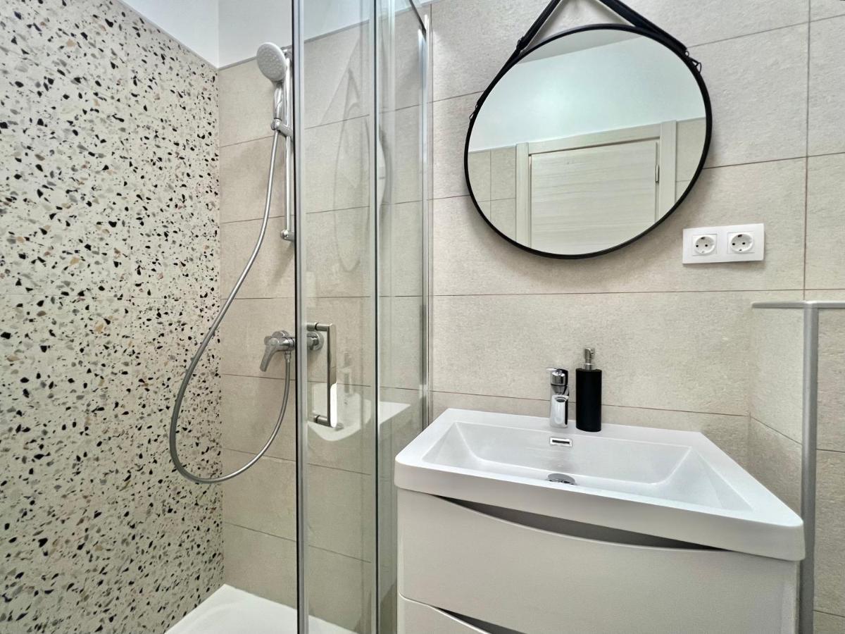 Fantasia Del Mare Apartment And Rooms Dramalj Ngoại thất bức ảnh