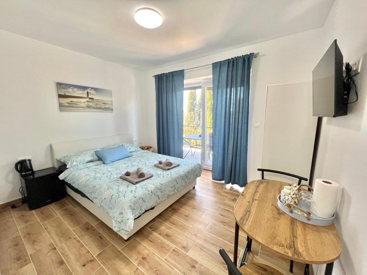 Fantasia Del Mare Apartment And Rooms Dramalj Ngoại thất bức ảnh